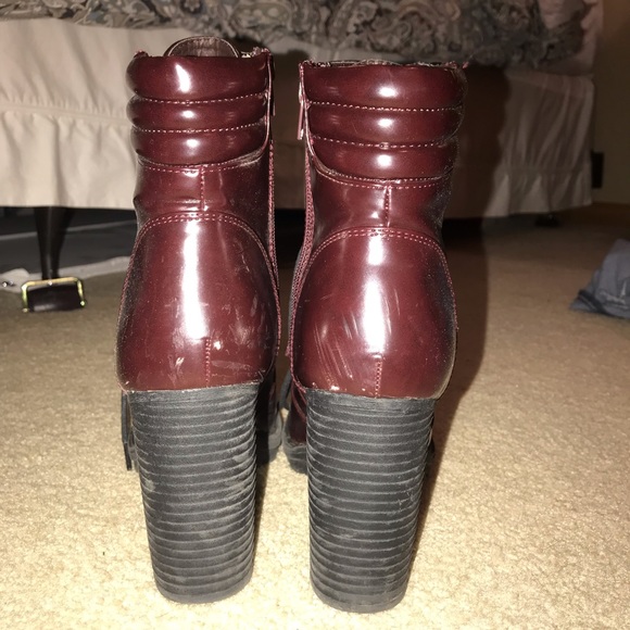 Boots - Picture 5 of 5